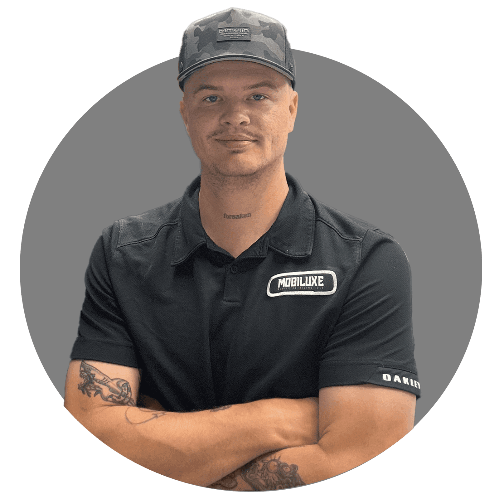 the owner of mobiluxe mobile detailing
